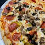 supreme style pizza from pizzarageous